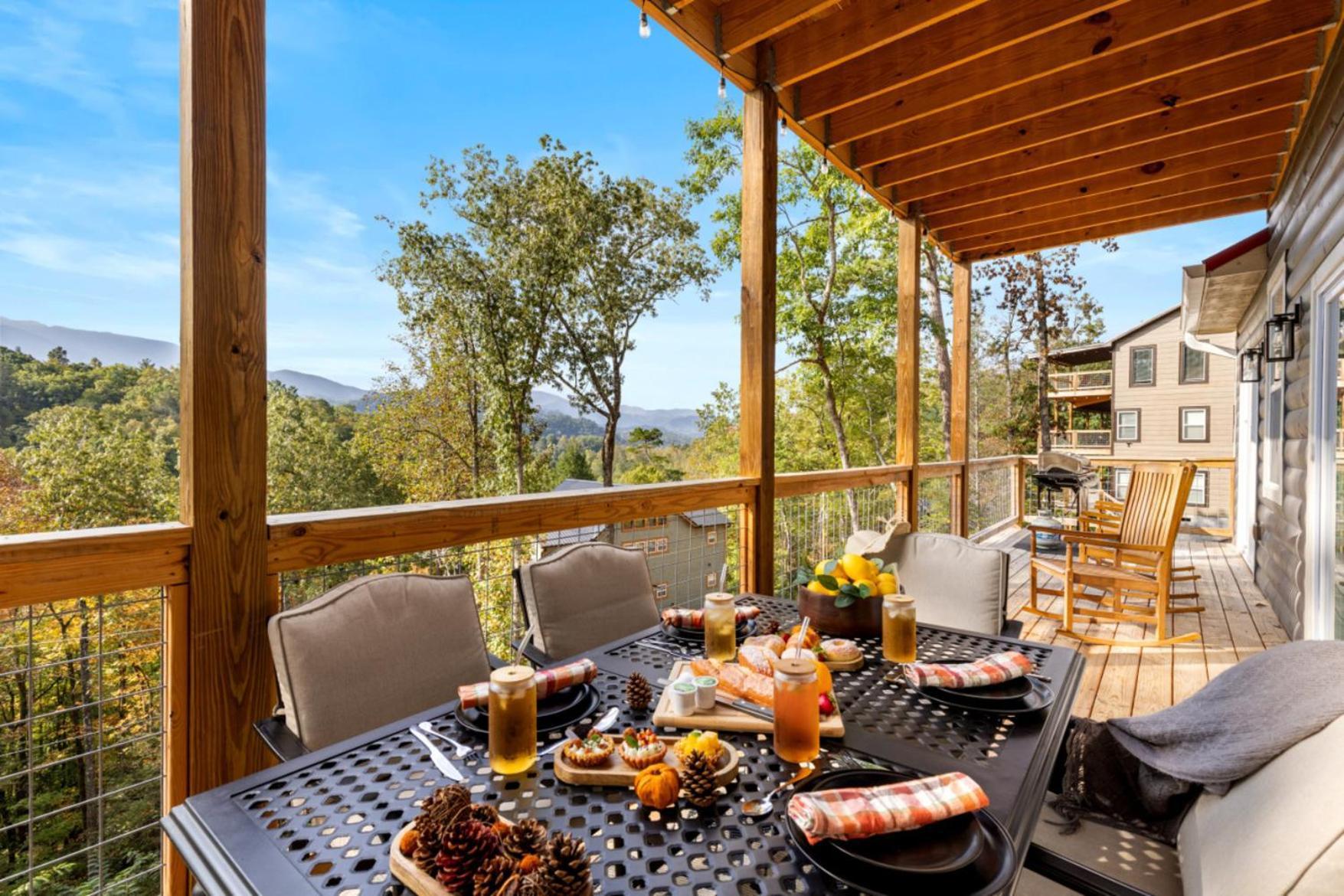 Tranquil Mountain Getaway By Ghosal Luxury Lodging Gatlinburg Exterior photo